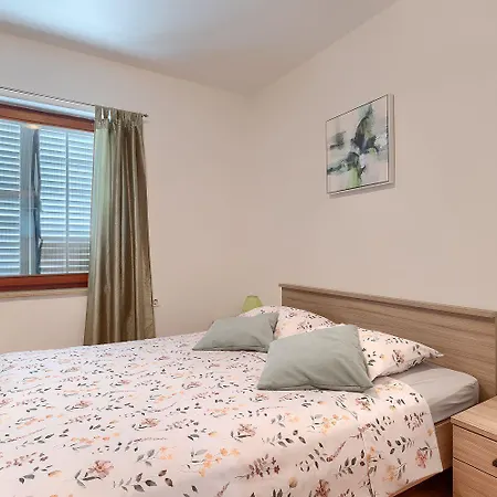 Dom wakacyjny Mit Gym, Privatpool, Bbq