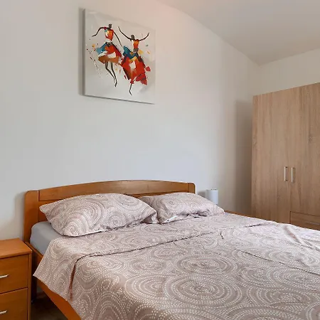 Mit Gym, Privatpool, Bbq * Pula